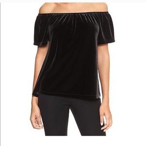 BRAND NEW velvet off the shoulder shirt from GAP
